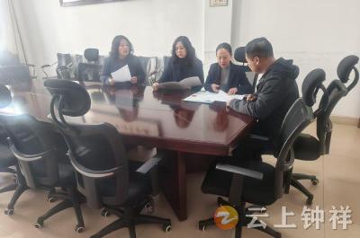 钟祥：政务服务暖人心 送证到家“零跑腿”