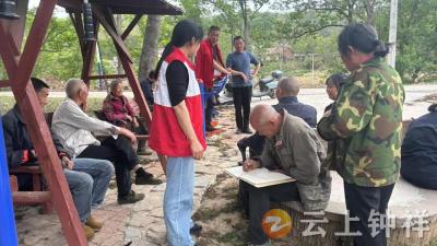 冷水镇松柏村：筑牢安全防线 共建平安家园