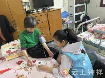 郢中街道社工站开展“春日暖心行动”关爱服务活动