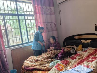 丰乐镇社工站：“喘息服务”点亮困境家庭希望之光