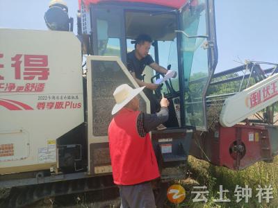 张集镇黑王寨村：秸秆禁烧宣传“接地气” 共护蓝天齐发力