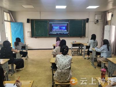 钟祥市承天小学：以评促教 助力教师专业成长