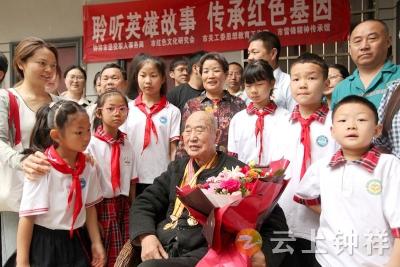 钟祥：聆听英雄故事 传承红色基因
