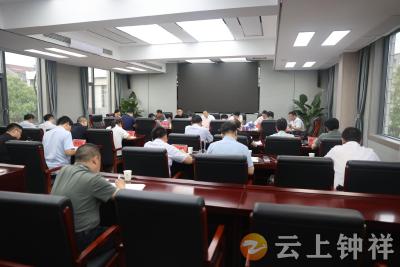 张勇专题研究现代服务业 财税挖潜增收攻坚工作