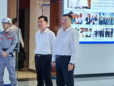 李鹏赴贵州、山东等地开展招商引资活动