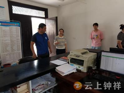 胡集镇转斗社区：网格员极速寻证 助居民踏上暖心归途