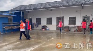 磷矿镇：实战演练筑牢防汛“安全网” 全力守护群众生命财产安全