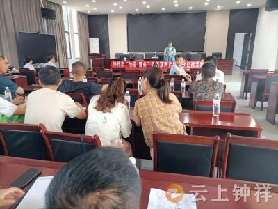 双河镇开展“以分换爱 温暖常在”积分兑换活动
