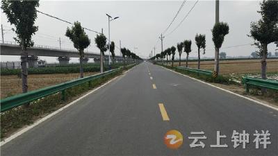柴湖镇东湖路项目通过竣工验收 8.4公里民生路正式建成投用 