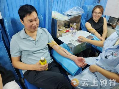 热血传递大爱 奉献彰显担当——钟祥市妇幼保健院开展无偿献血活动