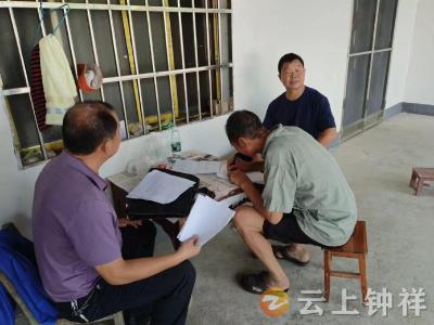 张集镇王河村：排查重点返乡人员 筑牢基孔肯雅热防控网