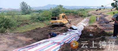 干旱“烤”验下 百井村合力抢修渠沟解“渴”田