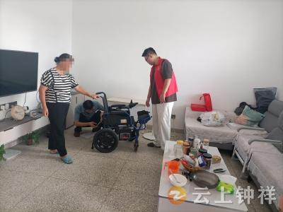 双河镇开展细节“辅”能 上门问需志愿服务活动