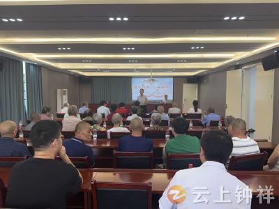 银发暖阳 心安钟祥——钟祥市人民医院公益活动情暖福利院