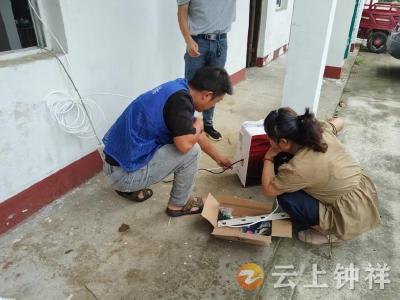 冷水镇付泉村：小小饮水机 浓浓为民情