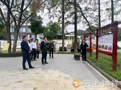 神农架林区党委统战部来钟考察交流