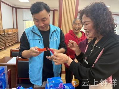 皇庄街道皇城社区：网格牵线庆双节 灯谜喜乐聚民心