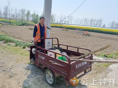闫茂华：小善大爱 温情助人暖人心