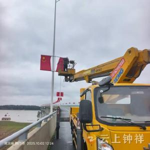 “双节”我在岗 城管护航“不打烊”