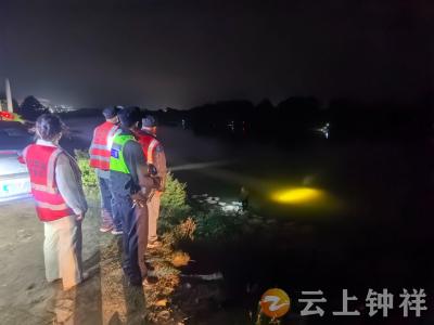 钟祥市农业综合执法大队：双节“我”在岗 护渔保平安