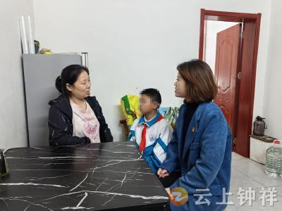 钟祥市承天小学：家访送教解企忧 精准服务暖营商