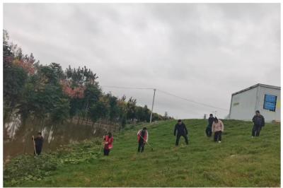 冯家岭社区：党建领航守堤岸 网格助力护平安