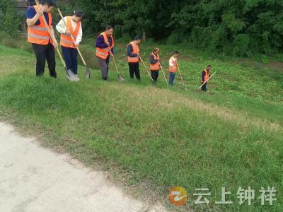 洋梓镇闻“汛”而动 筑牢汛期安全防线