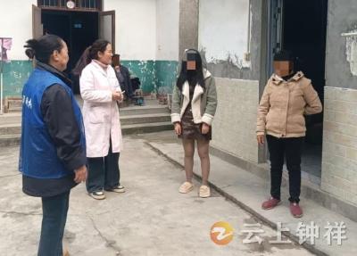 文集镇同盟村：入户走访暖人心 关爱特殊患者零距离