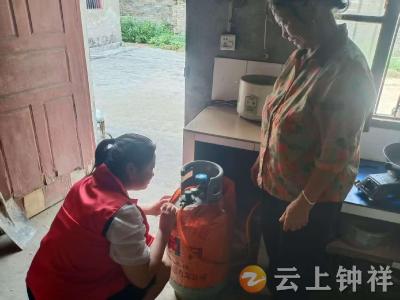 丰乐镇开展安全大巡查 织密群众“平安防护网”