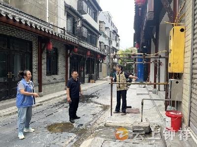 郢中街道中果园社区：网格员巧解邻里纠纷 当好群众贴心人