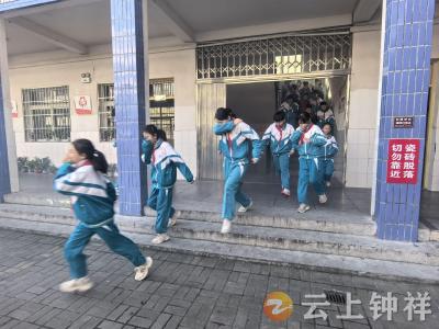 钟祥市承天小学：以“练”筑防 防患未“燃”