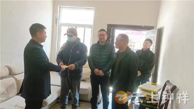 郢中街道冯家岭社区：党建引领联政协 慰问困难党员暖人心