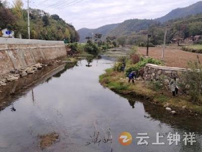 客店镇邵台村：护河净河我先行 大马湾河道展新貌