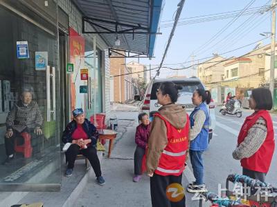 皇庄街道董家巷社区全力推进医保征收 便民服务暖人心​