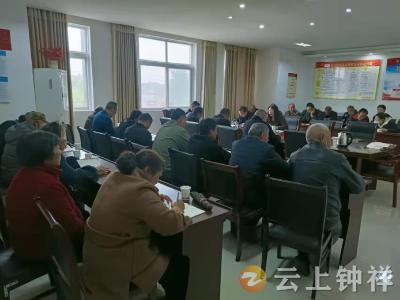 磷矿镇：风雨无阻 打好“清洁家园”百日攻坚战