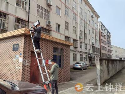 长寿镇长寿社区：小路灯照亮大民生 网格员贴心服务解民忧