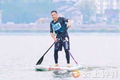 钟祥市游泳协会首征国家级桨板赛斩获佳绩
