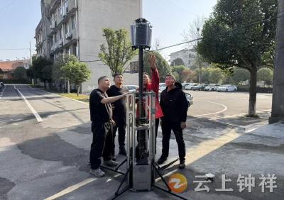 锤炼应急尖兵 筑牢安全防线——洋梓镇开展应急装备操作演练暨冲锋舟实操培训