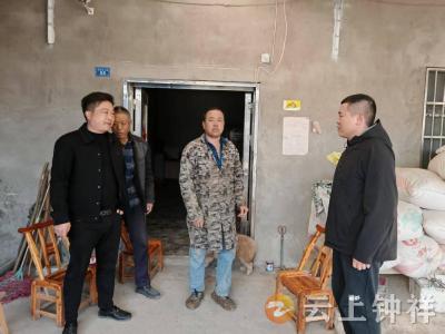 文集镇：寒冬送暖情系五保 走访慰问暖人心