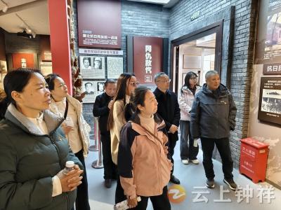 追寻红色印记 汲取奋进力量——钟祥市档案馆赴襄西革命烈士纪念馆开展红色教育实践活动