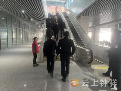 志愿服务助力高铁开通演练 大柴湖志愿者分会护航出行安全