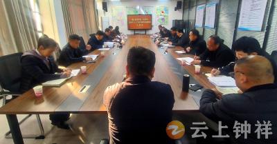 荆门市发改、经信等部门走进钟祥人大产业升级代表联络站开展访谈