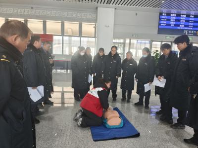 从高速到高铁：钟祥市红十字会完成交通枢纽应急救护网络全覆盖