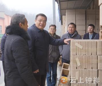 李鹏检查元旦节前安全生产