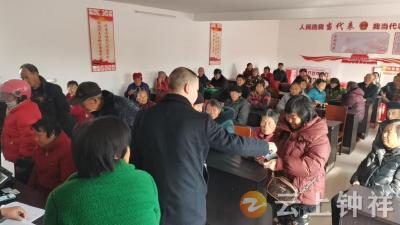 石牌镇桂竹村：社保换卡进乡村 服务村民零距离