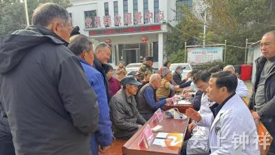 石牌镇彭墩村：爱心义诊进网格 健康关怀暖人心