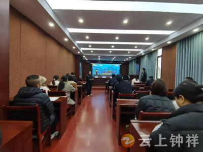 钟祥市皇庄司法所组织开展“12·4”国家宪法日集中宣传活动