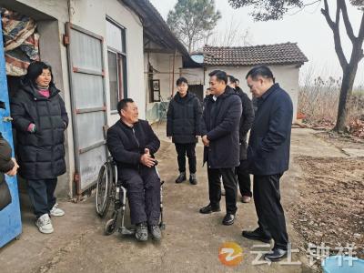 省残联来钟祥开展残疾人康复工作专题调研暨春节慰问活动