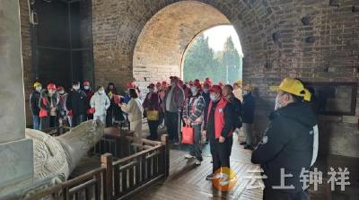 钟祥市开展文化进残疾人家庭“五个一”系列活动