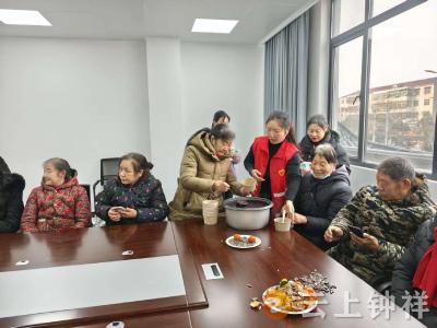 皇庄街道社工站开展“腊八暖人心 浓浓社区情”主题活动